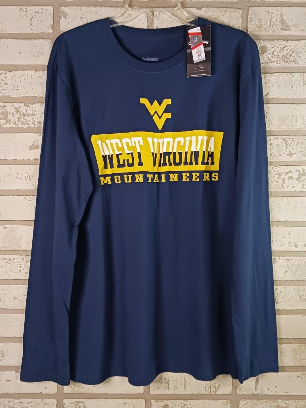 Captivating Apparel West Virginia Mountaineers Long Sleeve Shirt Size Large WVU